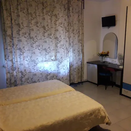 Piccadilly Hotell Medolago