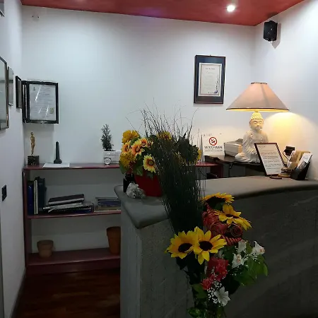 Piccadilly Hotell 2*